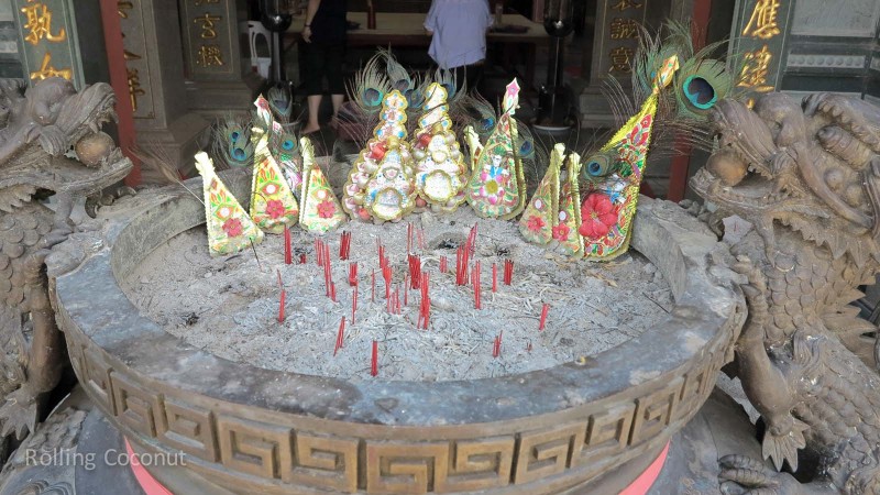 Incense Temple Vientiane Laos Rolling Coconut Ooaworld Photo Ooaworld