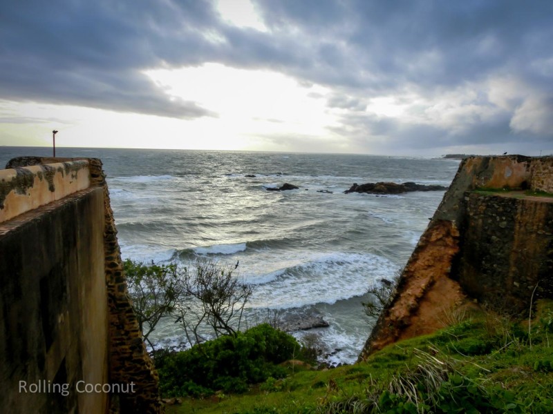 Galle Sri Lanka Beach Itinerary Sunset ooaworld Rolling Coconut Photo Ooaworld