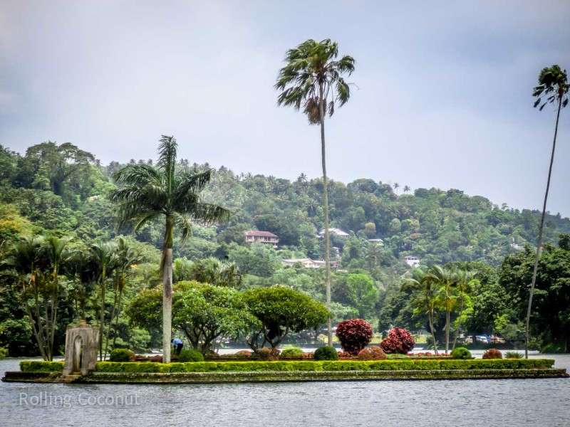 Kandy Sri Lanka Itinerary Lake View ooaworld Rolling Coconut Photo Ooaworld