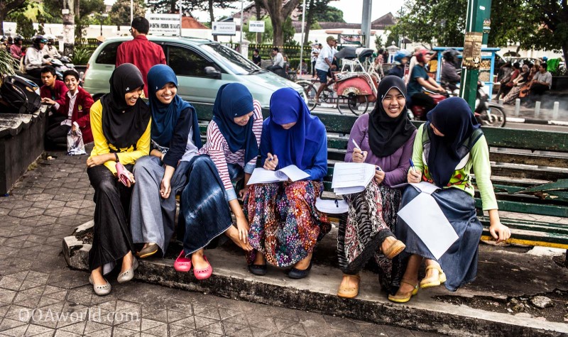 Photo Working Students Yogyakarta Indonesia Ooaworld