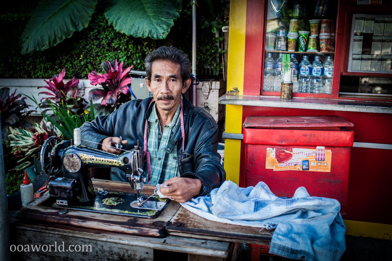 Street Sewing Machine Indonesia Photo Ooaworld