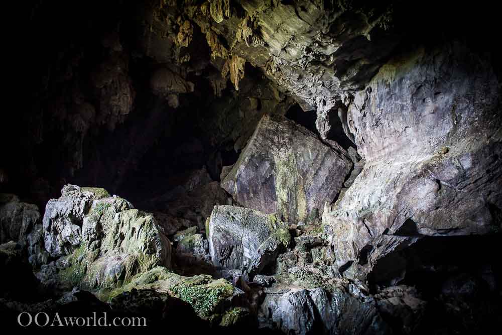 Vang Vieng Cave Laos Photo Ooaworld