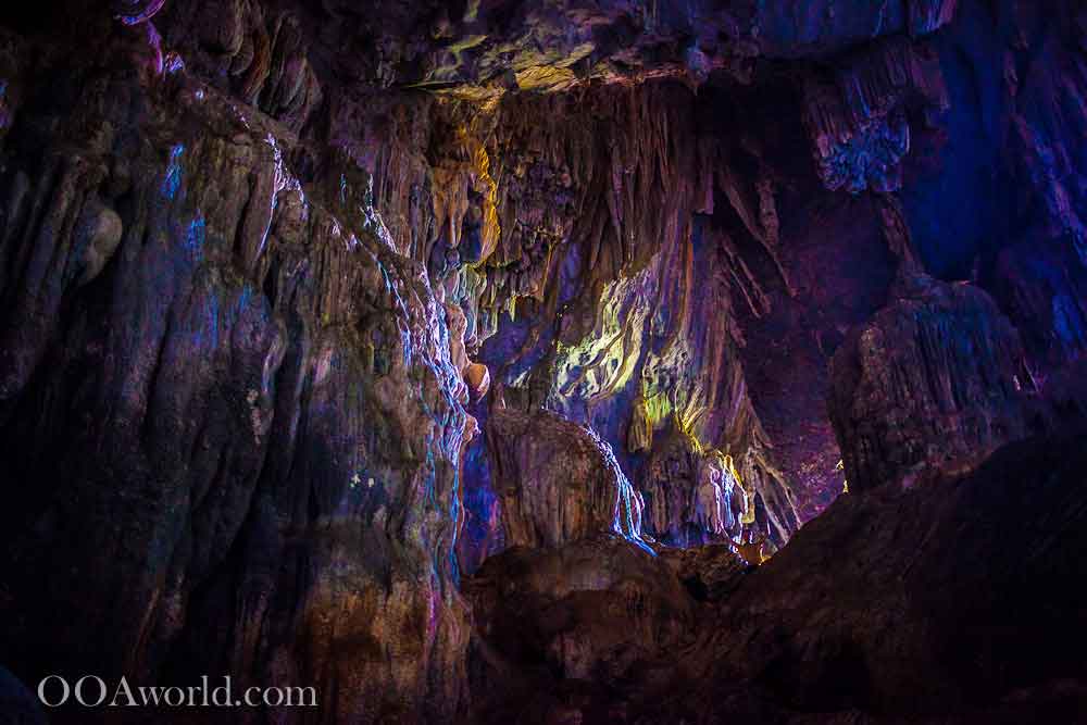 Vang Vieng Cave Laos Photo Ooaworld