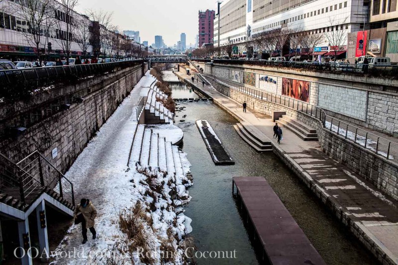 Cheonggyecheon Stream Seoul Photo Ooaworld