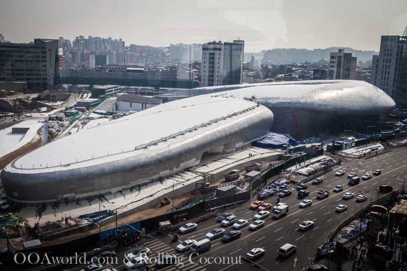 Dongdaemun Design Plaza Seoul Photo Ooaworld