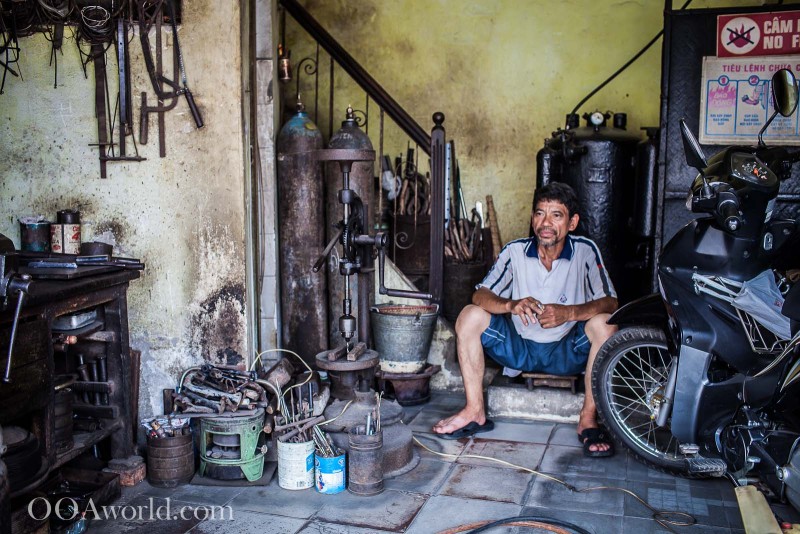 Hanoi Garage Photo Ooaworld
