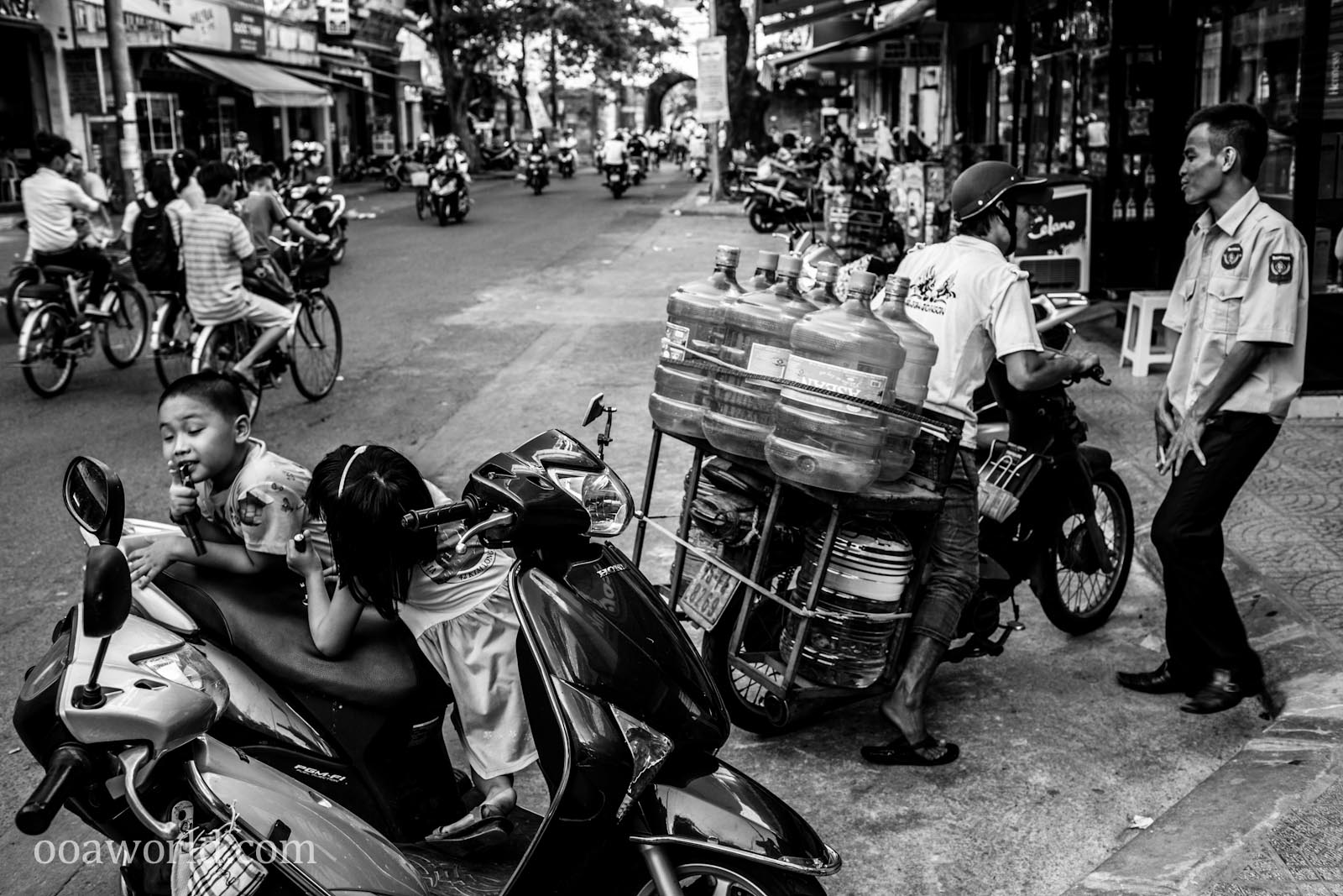 Hue Vietnam Street Photography Photo Ooaworld