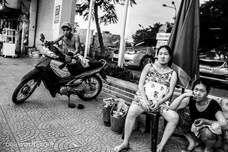 Lukewarm Reception Vietnam Photo Ooaworld
