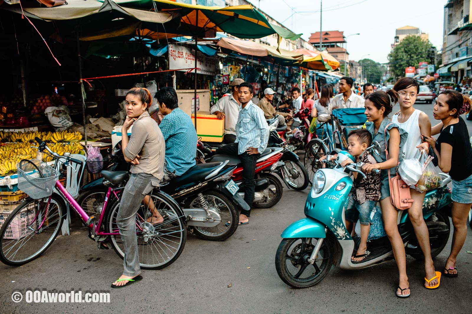 Phnom Penh Cambodia Street Market Photo Ooaworld