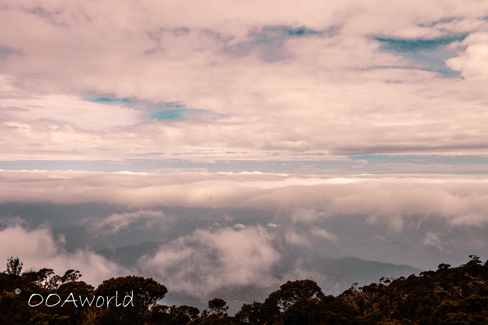 Malaysia Mount Kinabalu Climb Laban Rata Skyline Photo Ooaworld