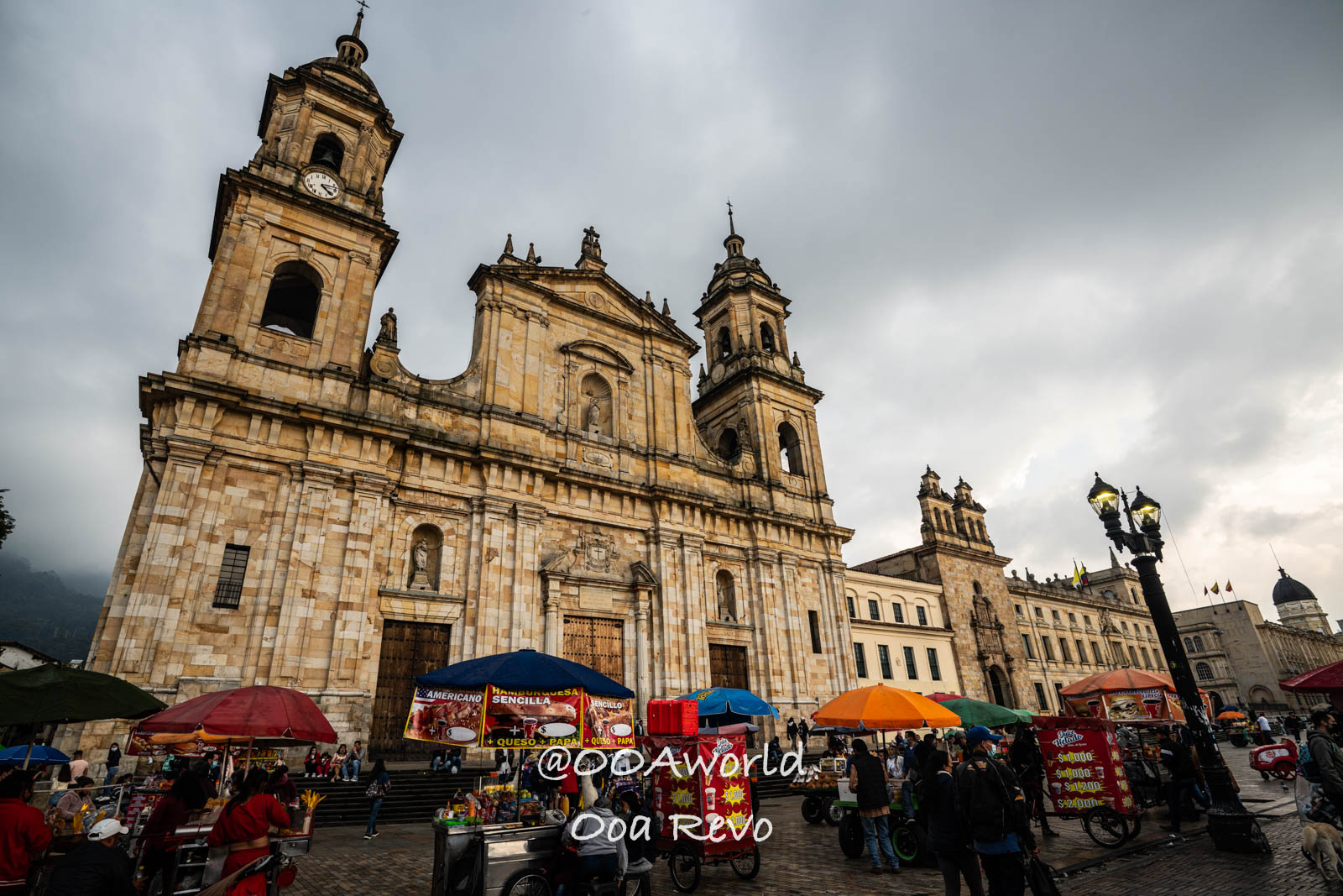 La Candelaria Bogota Bogotá Cathedral and street vendors Photo OOAworld