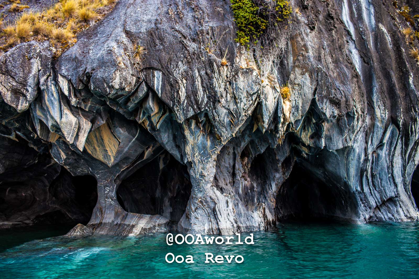 Puerto Rio Tranquilo Textures 1 Puerto Rio Tranquilo OOAworld marble caves turquoise water Chile Photo OOAworld