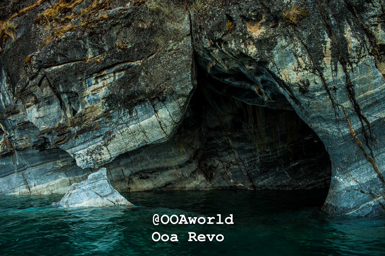 Puerto Rio Tranquilo Textures 1 Puerto Rio Tranquilo OOAworld natural rock formation by the water Photo OOAworld