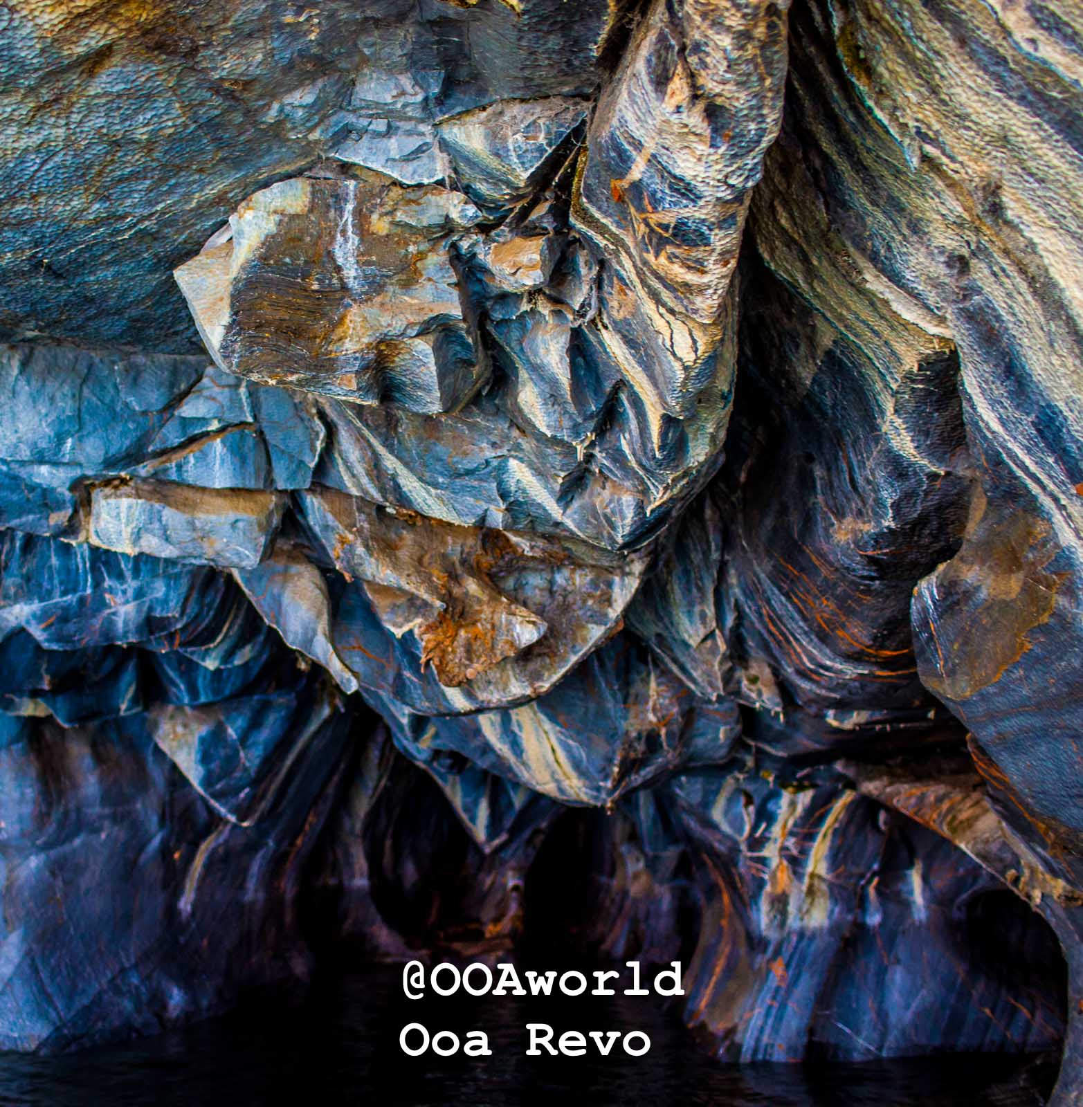 Puerto Rio Tranquilo Textures 2 Puerto Rio Tranquilo OOAworld colorful rocky cave texture closeup Photo OOAworld