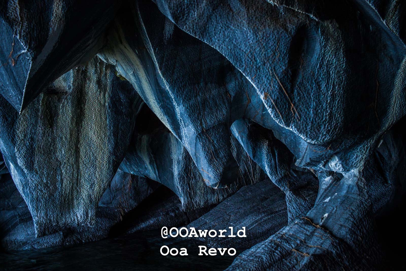 Puerto Rio Tranquilo Textures 2 Puerto Rio Tranquilo OOAworld Marble cave formations in Chile Photo OOAworld