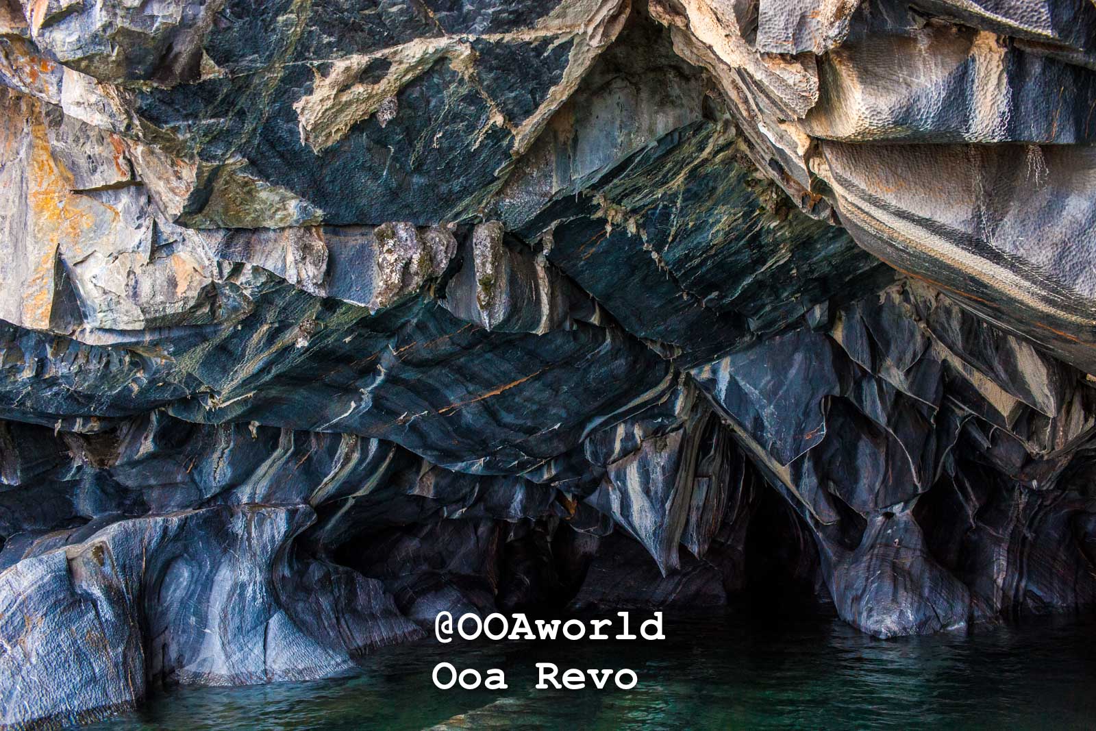 Puerto Rio Tranquilo Textures 2 Puerto Rio Tranquilo OOAworld marble cave rock formations Patagonia Photo OOAworld