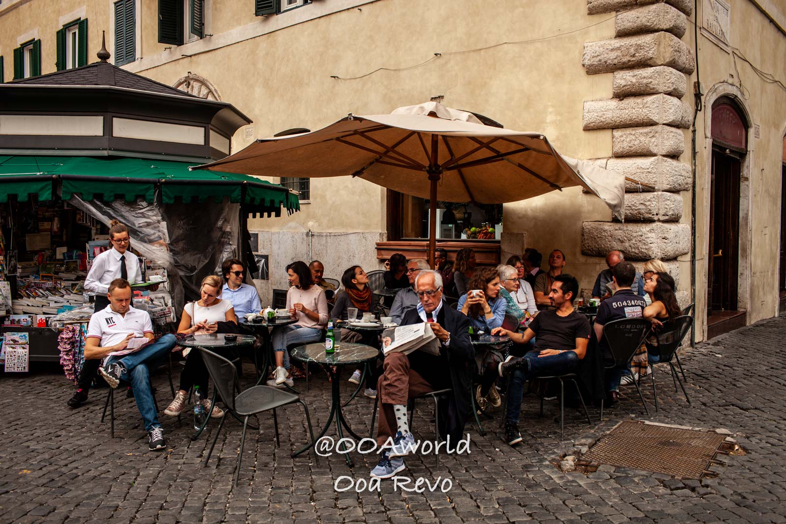 Rome Jewish Quarter Rome outdoor cafe Italian street scene Photo OOAworld Rome Jewish Quarter Rome outdoor cafe on cobblestone street in Italy Photo OOAworld