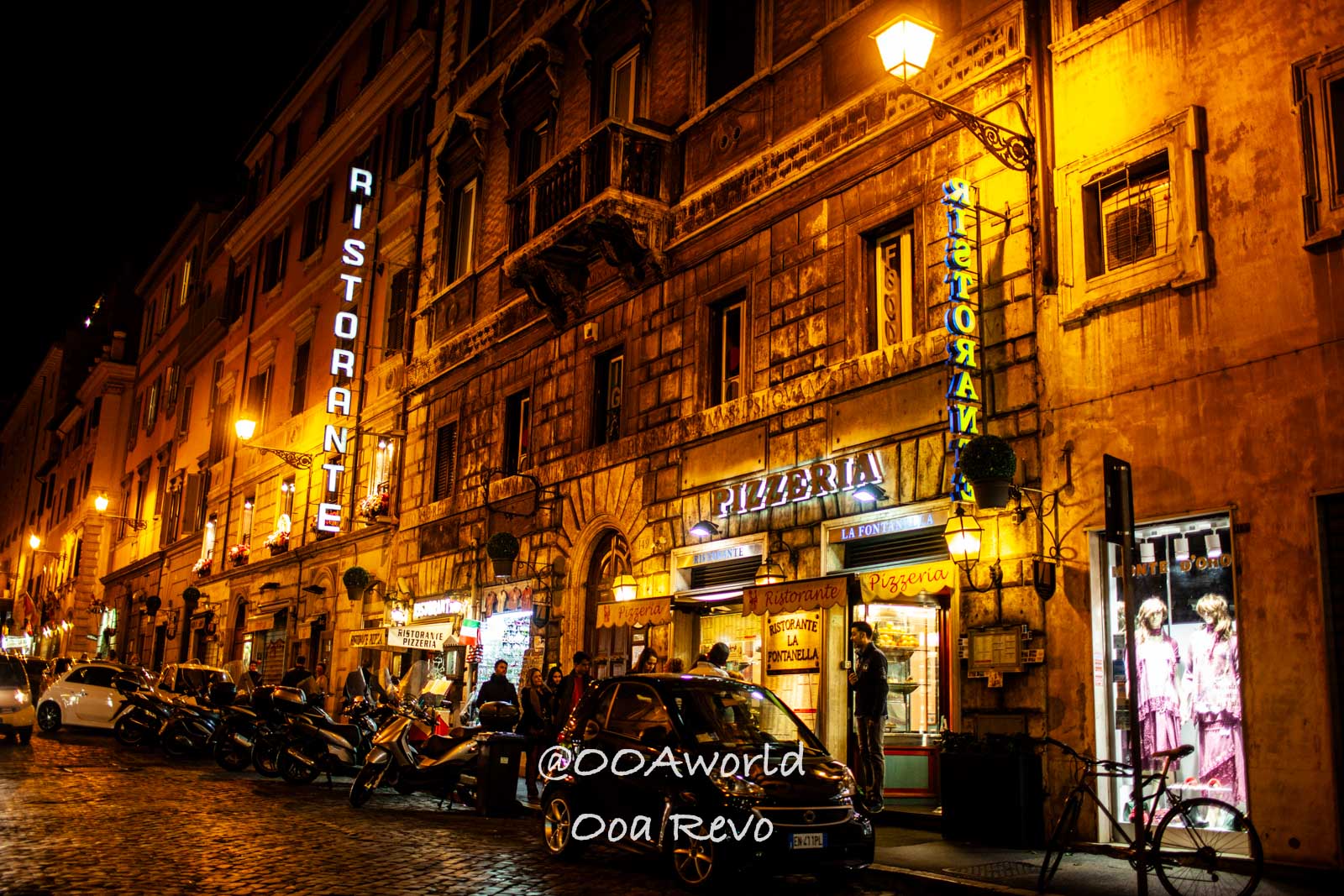Rome Street Photography Rome night scene Roman street restaurants Photo OOAworld