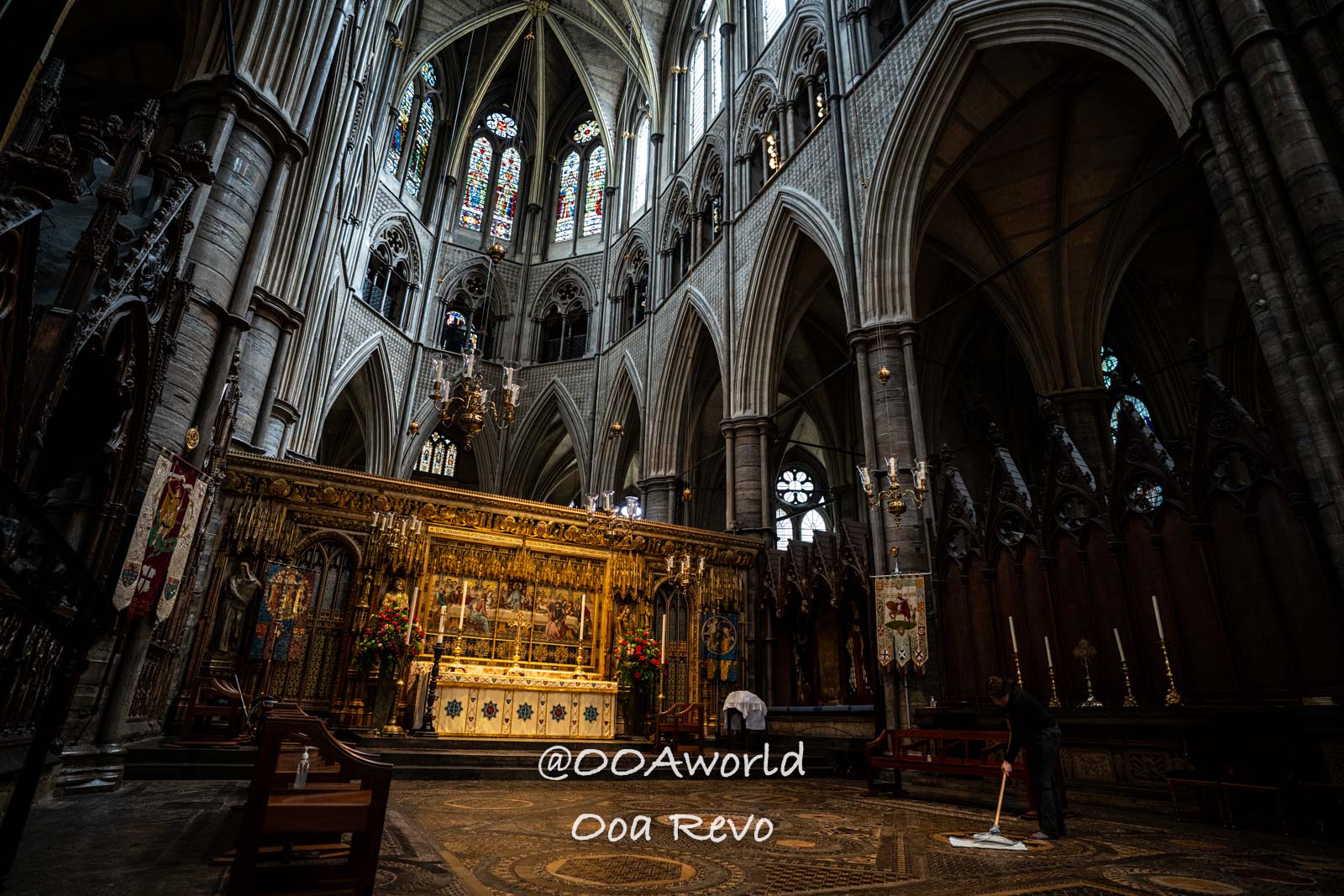 Westminster Abbey London Stunning gothic cathedral interior with stained glass windows Photo OOAworld