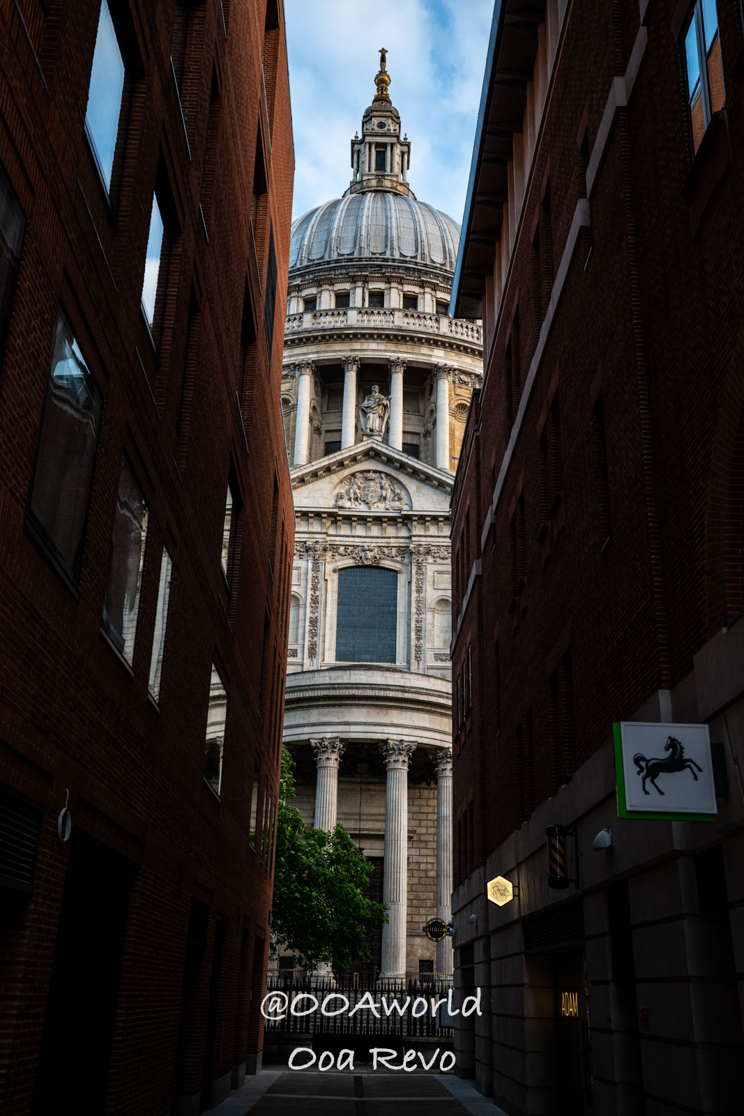 st pauls cathedral seen through alleyway london architecture Photo OOAworld