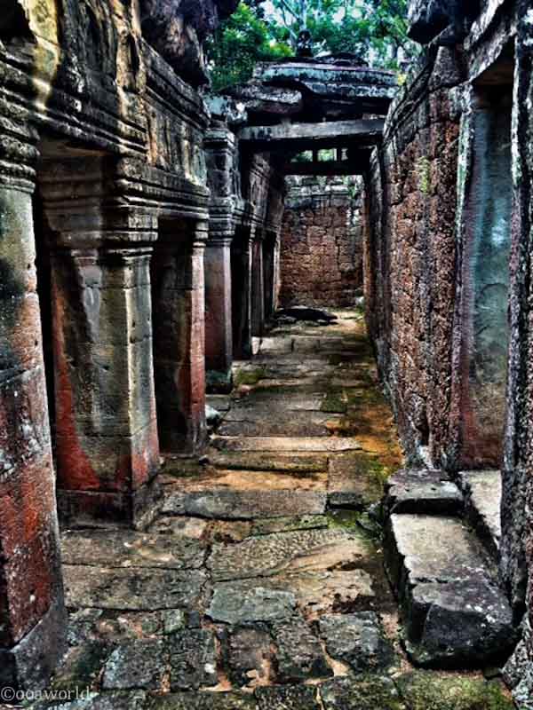 Angkor Wat Ruins Instagram photo ooaworld