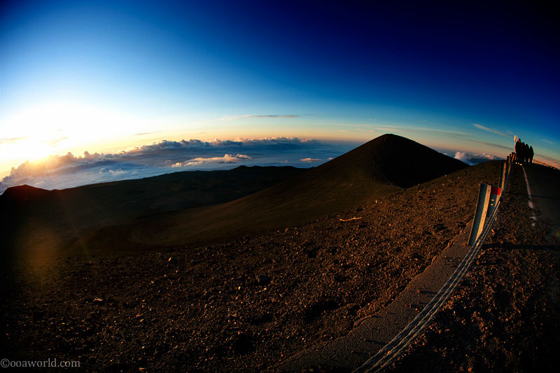Hawaii, Maune Kea Observatory at dawn